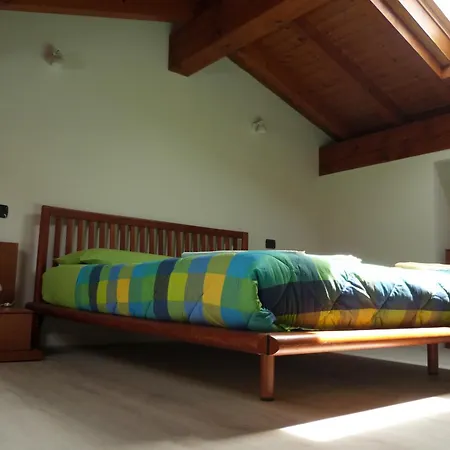 Giardino Tra I Laghi Frühstückspension